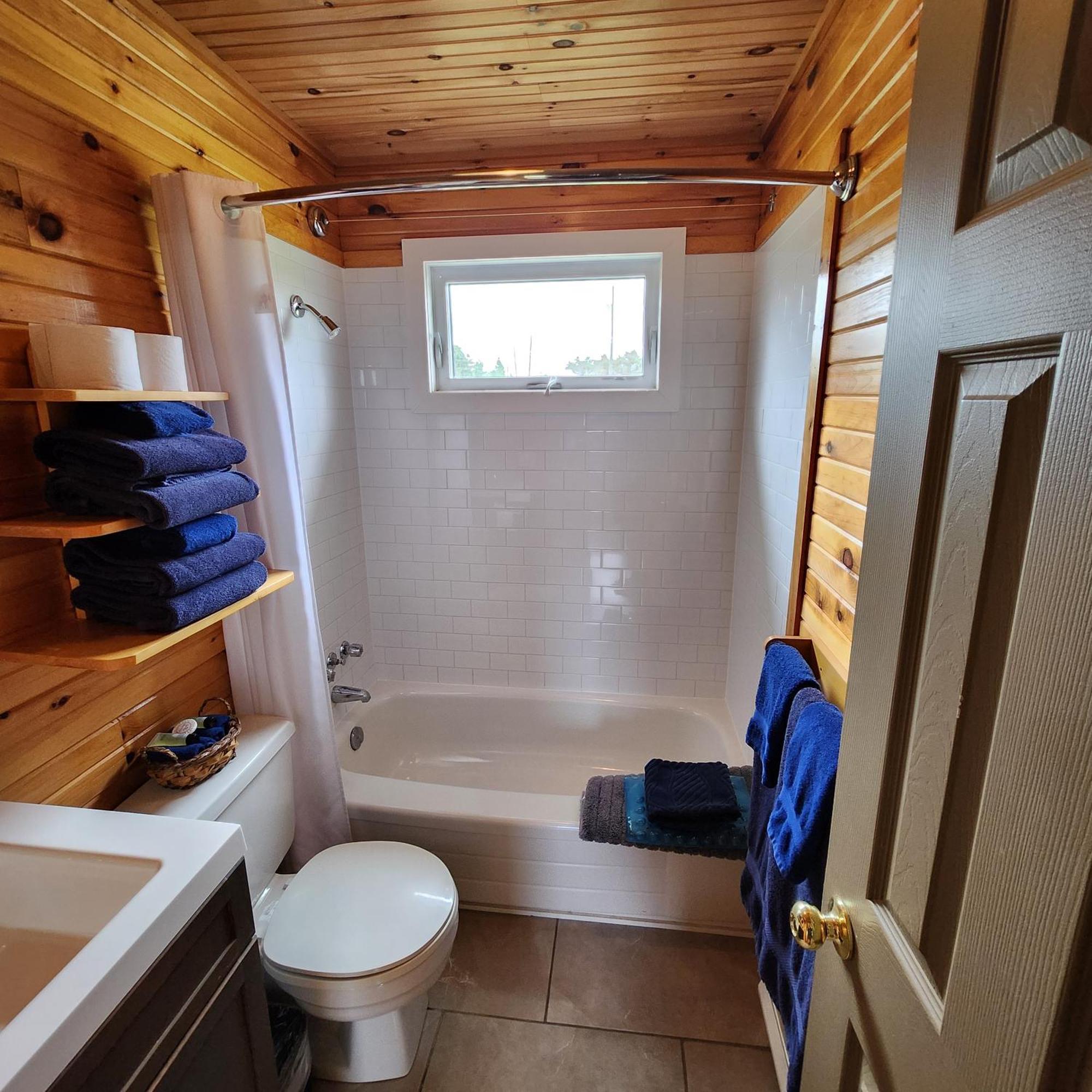 Cavendish Bosom Buddies Cottage Resort Extérieur photo