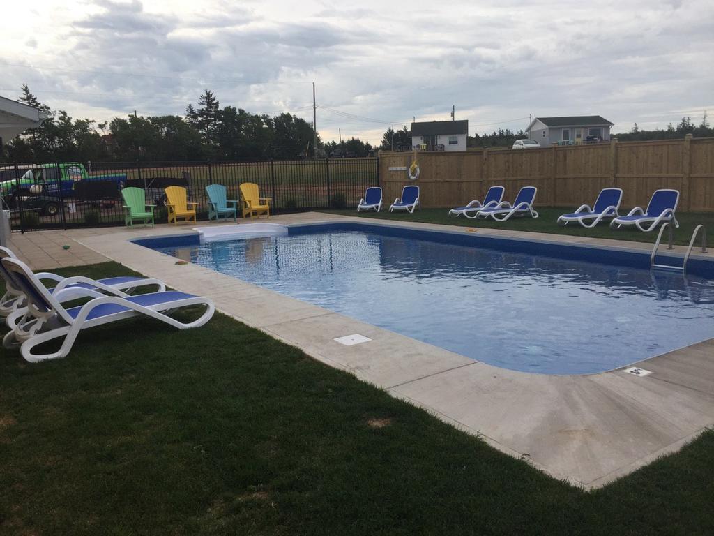 Cavendish Bosom Buddies Cottage Resort Extérieur photo